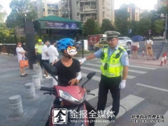 不能再“任性”！交警集中整治外賣快遞交通違